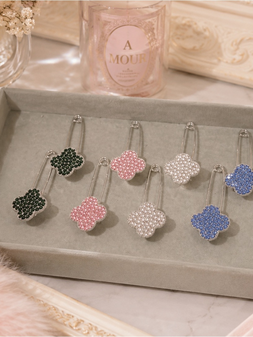 8 Sparkling Clover safety Pins brooch-black, Pink, White, Blue cute bling gift
